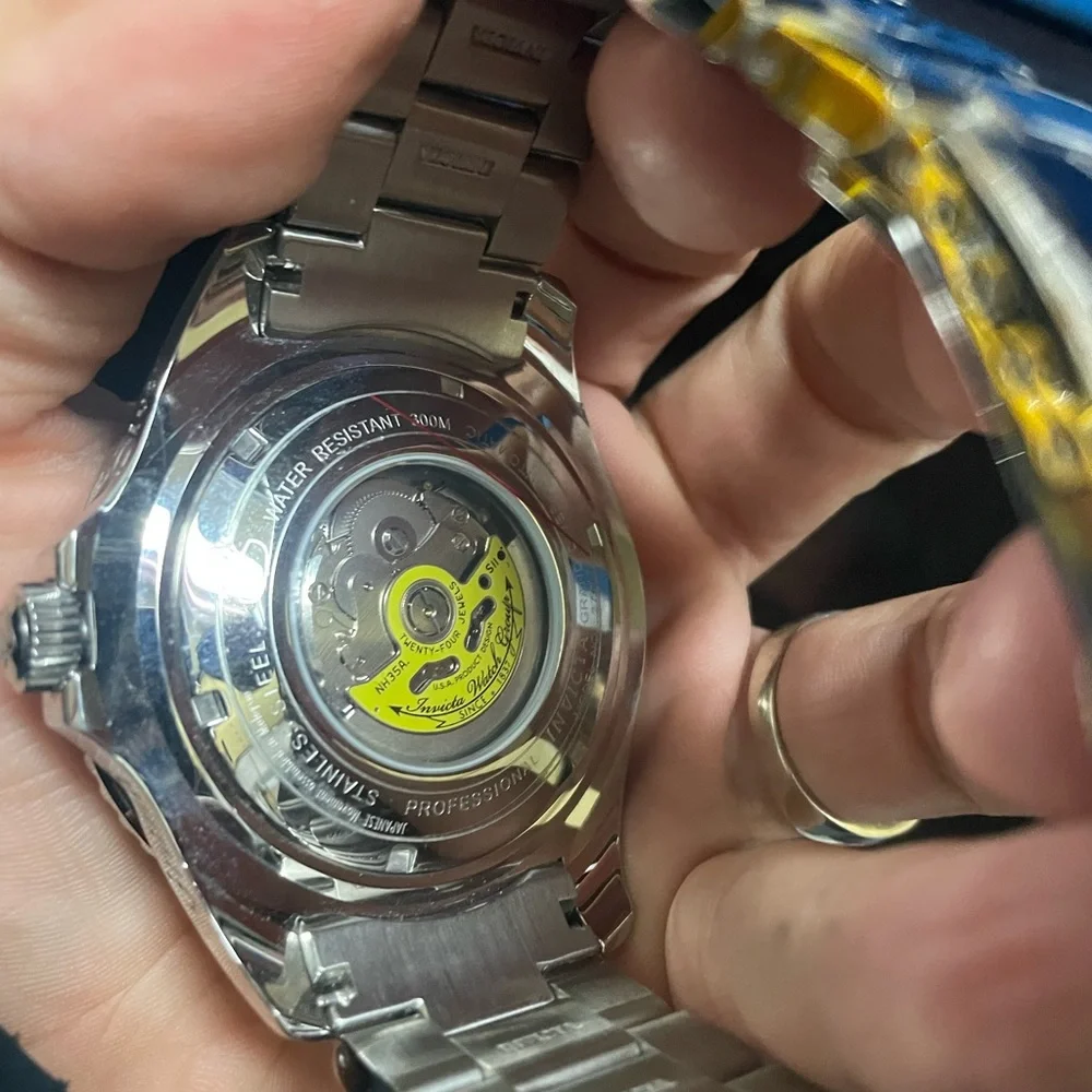 Invicta - Picture 3 of 5